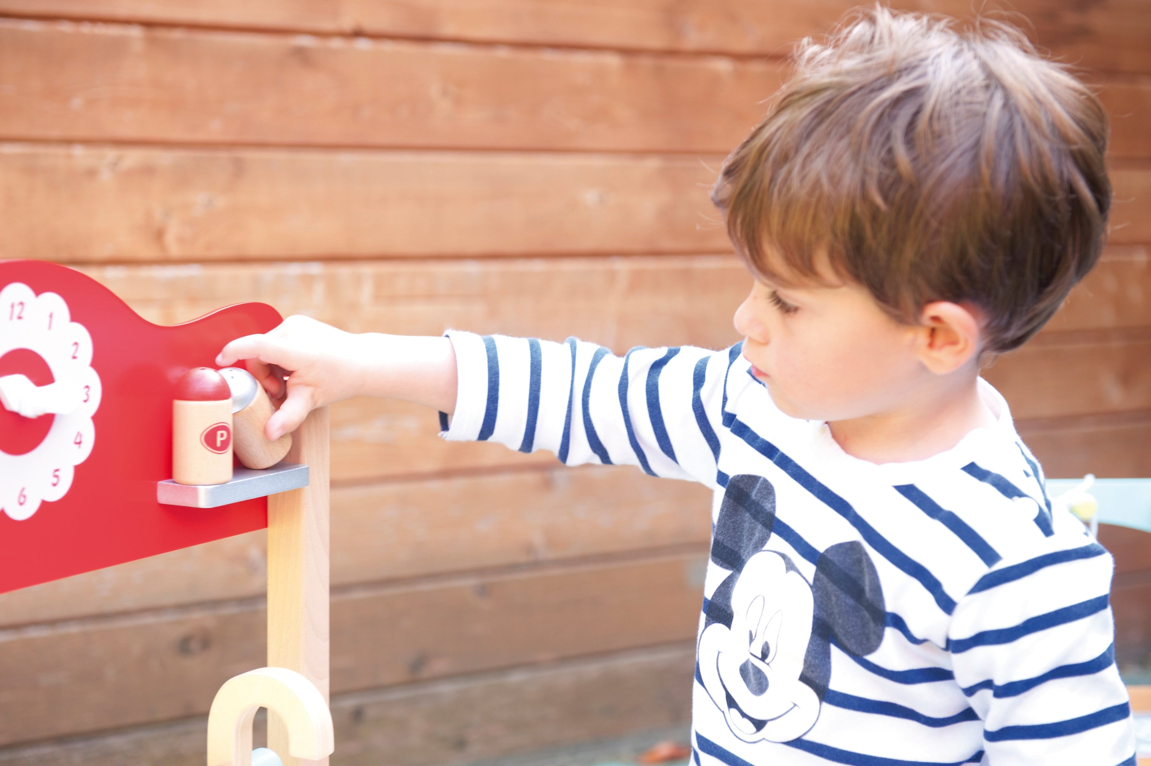 6 piece wooden play kitchen.