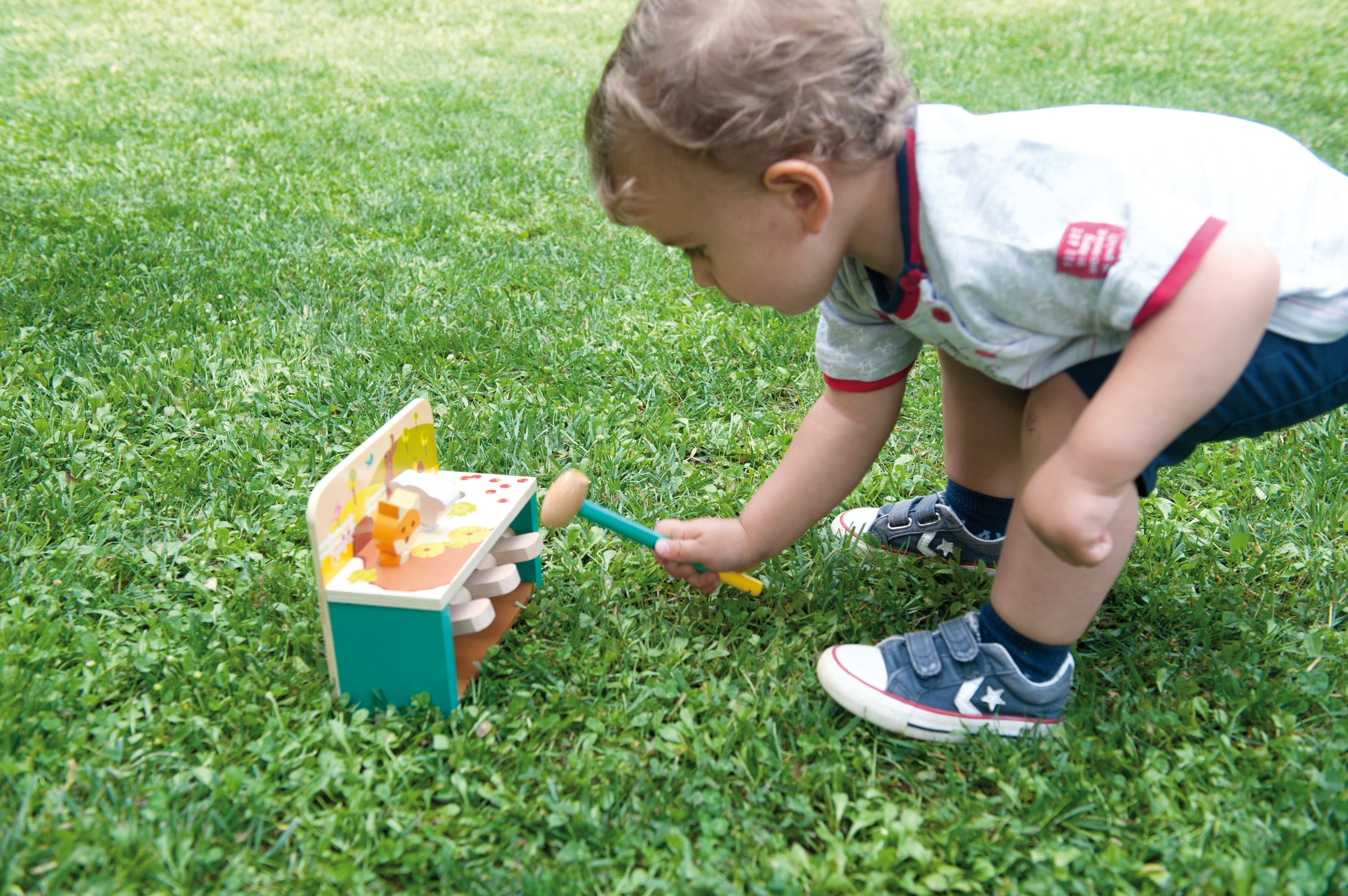 Hit and jump animals wooden toy.
