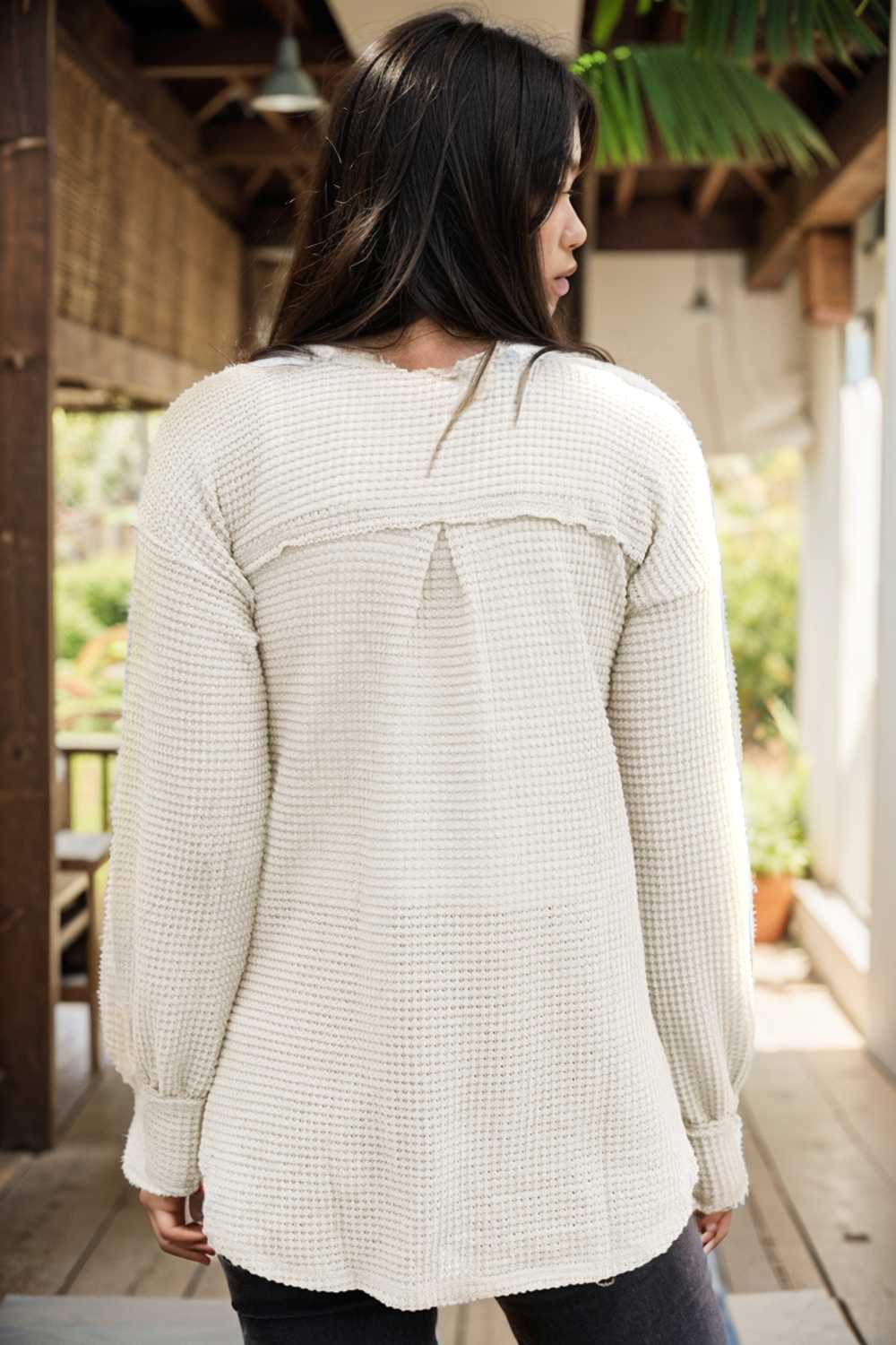 deep v neck long sleeve knitted sweater
