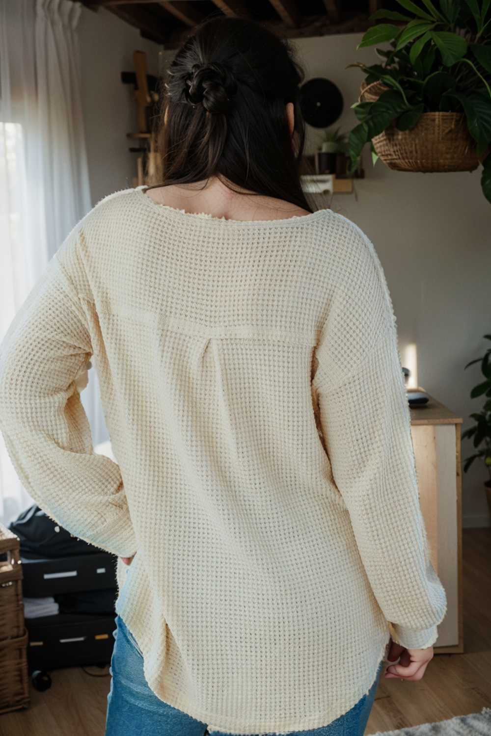 deep v neck long sleeve knitted sweater